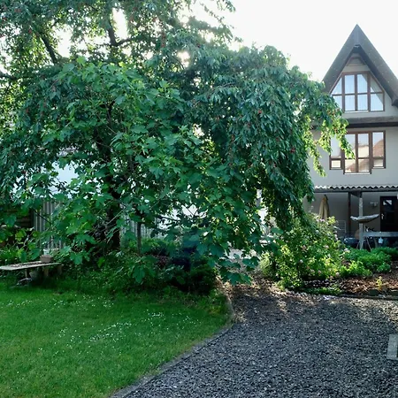 Apartman In Charmantem Fachwerkhaus Altrip